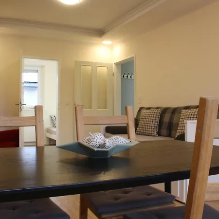 Krohn Apartamento *